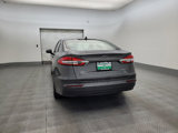 Used 2020 Ford Fusion SE image 6