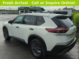 Used 2023 Nissan Rogue S image 2