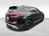 Used 2024 Volkswagen Atlas Peak Edition SEL image 4