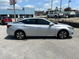 Used 2021 Nissan Altima 2.5 SL image 2