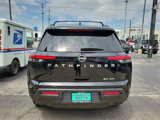 Used 2022 Nissan Pathfinder SV image 4