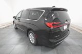 New 2025 Chrysler Pacifica Select image 6