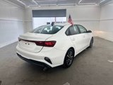 Used 2022 Kia Forte LXS w/ LXS Technology Package image 5