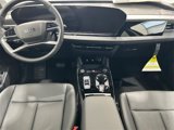 New 2025 Audi Q6 e-tron Premium image 5