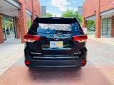 Used 2019 Toyota Highlander SE image 5