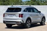 Used 2023 Kia Sorento SX Prestige image 4
