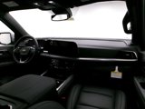New 2025 Chevrolet Suburban LT image 3