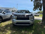 New 2025 Mitsubishi Outlander SE image 2