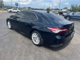 Used 2019 Toyota Camry XLE image 3