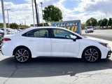 Used 2020 Toyota Corolla SE image 2