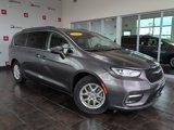 Used 2022 Chrysler Pacifica Touring-L image 2