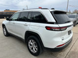 Used 2022 Jeep Grand Cherokee Limited image 6