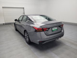 Used 2023 Nissan Altima 2.5 SV image 5