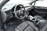 Used 2025 Porsche Macan image 4