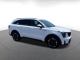 Used 2024 Kia Sorento S image 2