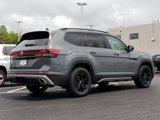 New 2025 Volkswagen Atlas Peak Edition SE image 3