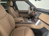 New 2025 Land Rover Range Rover SE image 3