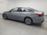 Used 2023 Nissan Altima 2.5 SV image 3