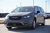 New 2025 Chrysler Pacifica Select image 3
