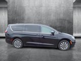 New 2025 Chrysler Pacifica Select image 5