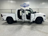 Used 2022 RAM 1500 4x4 Crew Cab image 2