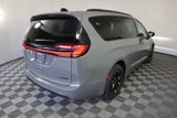 New 2025 Chrysler Pacifica Premium image 4