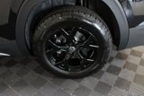 New 2025 Volkswagen Atlas Peak Edition SE image 3
