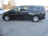 Used 2022 Chrysler Voyager LX image 2