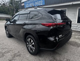 Used 2021 Toyota Highlander XLE image 4