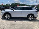 New 2025 Mitsubishi Outlander SE image 4