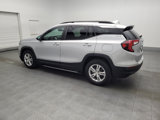 Used 2022 GMC Terrain SLE w/ Driver Convenience Package image 3