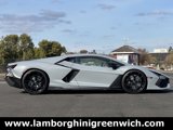 Used 2024 Lamborghini Revuelto image 2