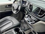 Used 2022 Chrysler Pacifica Touring-L image 4