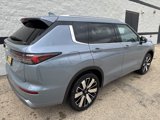 New 2025 Mitsubishi Outlander SEL image 3