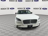 Used 2024 Lincoln Aviator Reserve w/ Equipment Group 201A image 3
