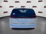 New 2024 Chrysler Pacifica Limited w/ S Appearance Package image 4