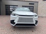 New 2025 Lexus TX 500h AWD w/ Technology Package image 4