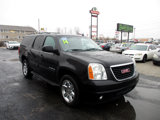 Used 2014 GMC Yukon XL SLT w/ SLT-2 Equipment Package image 3