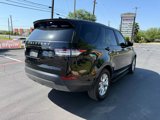 Used 2019 Land Rover Discovery SE image 5