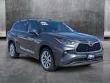 Used 2023 Toyota Highlander Limited image 3