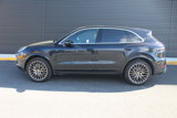 Used 2023 Porsche Cayenne w/ Premium Package image 2