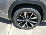 New 2025 Volkswagen Atlas SEL Premium R-Line image 5