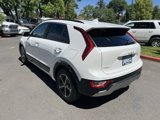 Used 2024 Kia Niro SX image 5