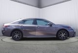 Used 2022 Toyota Camry SE image 3