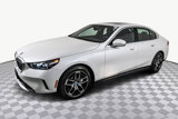 Used 2025 BMW i5 eDrive40i image 4