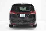 Used 2023 Chrysler Pacifica Touring-L image 6