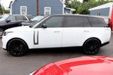 Used 2023 Land Rover Range Rover Long Wheelbase SE image 2
