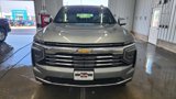 Used 2025 Chevrolet Suburban Premier w/ Sun And Tow Package image 2