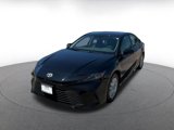Used 2025 Toyota Camry LE image 4