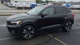 Used 2023 Volvo XC40 B5 Ultimate w/ Climate Package image 5